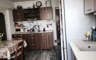 vând apartament cu 3 camere in Tudor zona Fortuna - Poză 8