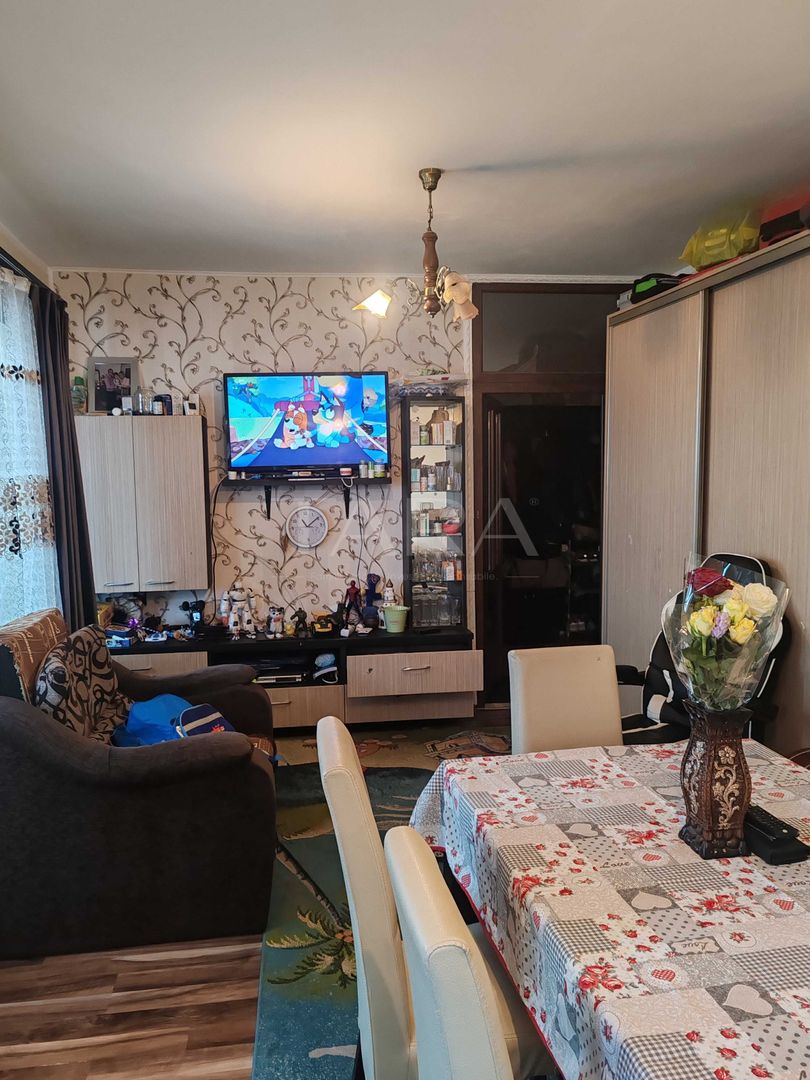 Apartament 2 camere decomandat in zona Primariei - Poză 1