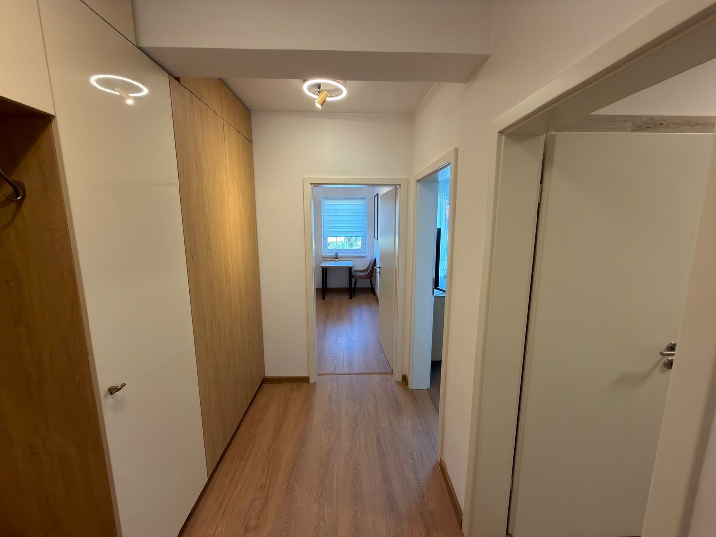 Garsoniera | 40 mp utili | Parter | Curte proprie - Poză 6