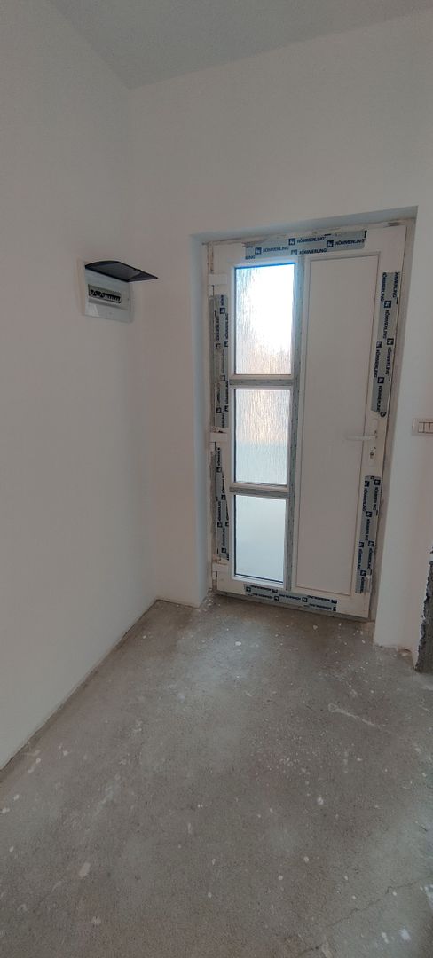 DUPLEX PE PARTER 4 CAMERE ZONA SAG MANASTIRE - Poză 9