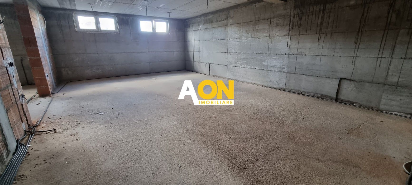 Vila la rosu, zona Schit - Poză 5