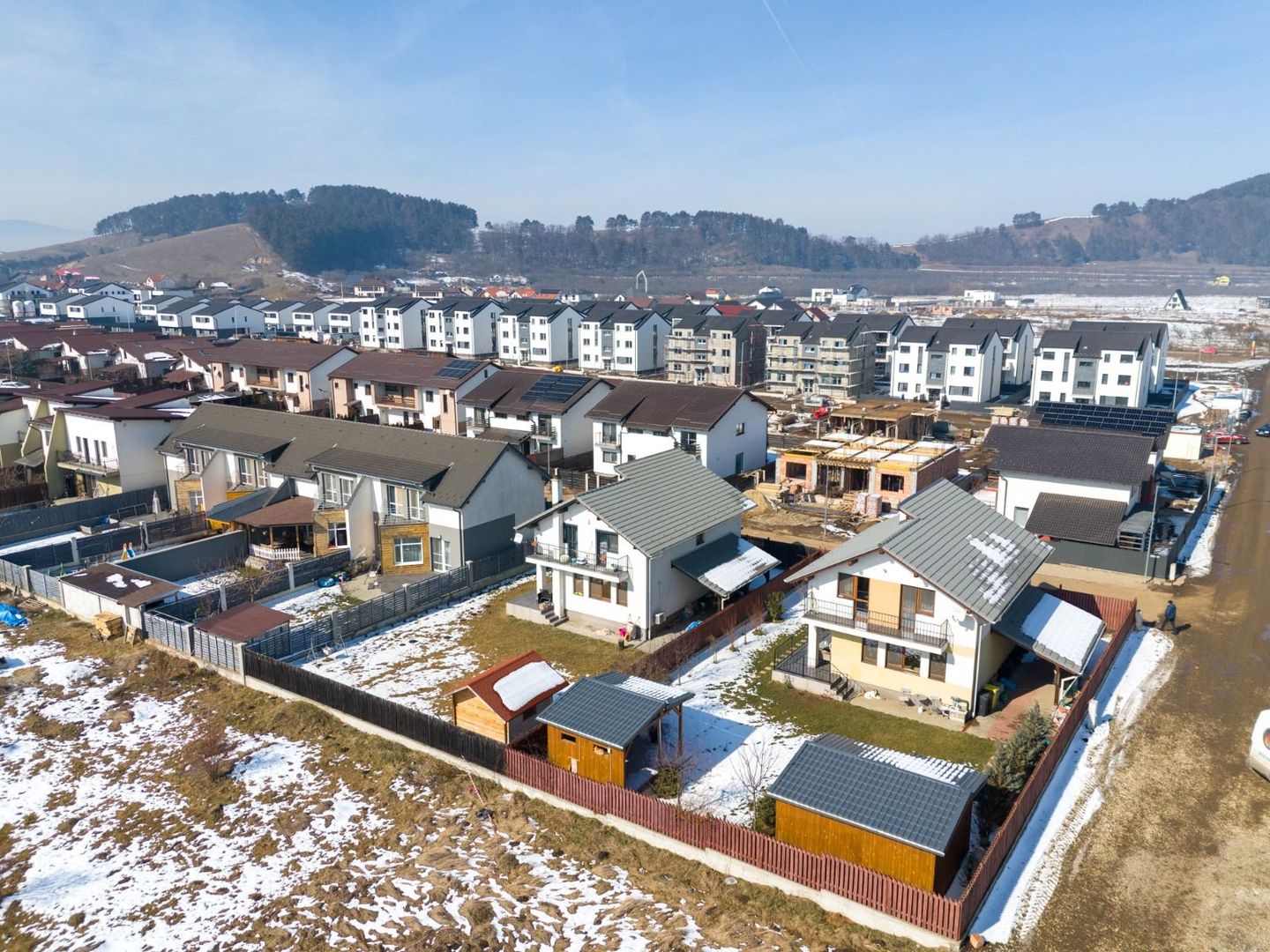 Casă Individuală Modernă de Vânzare | Sânpetru, Brașov - Poză 43