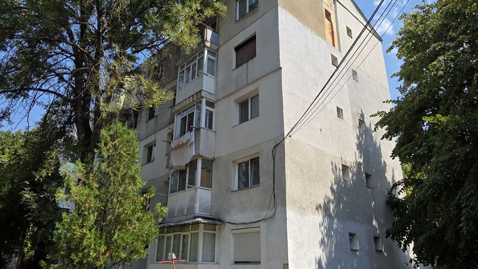 Apartament cu 3 camere, etaj 3, mobilat și utilat, VASLUI - zona SMÂRDAN; - Poză 10