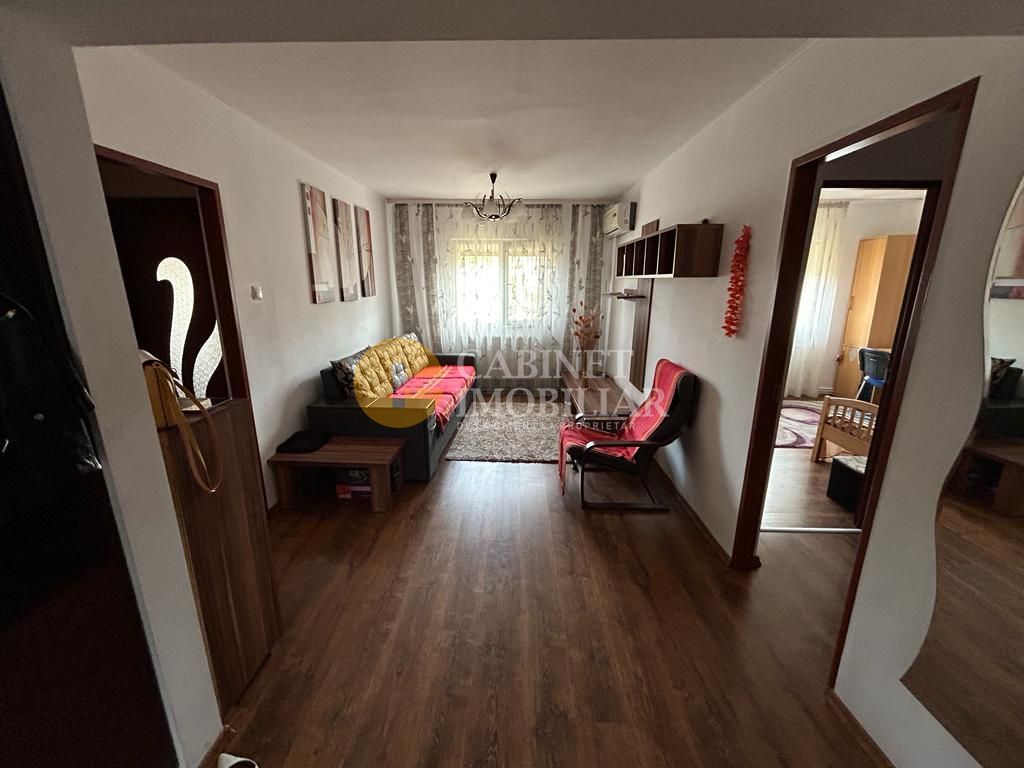 Apartament 4 Camere + Boxa Etaj 3 Frumoasa Bloc 1983 - Poză 15