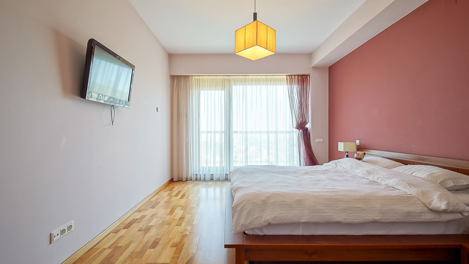 2 CAMERE 81 MP | DOUA BAI, TERASA SI BOXA | BELLEVUE DRUMUL POIENII - Poză 7
