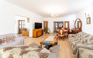 Oportunitate Rară | Proprietate Exclusivă în Izvor - Poză 2