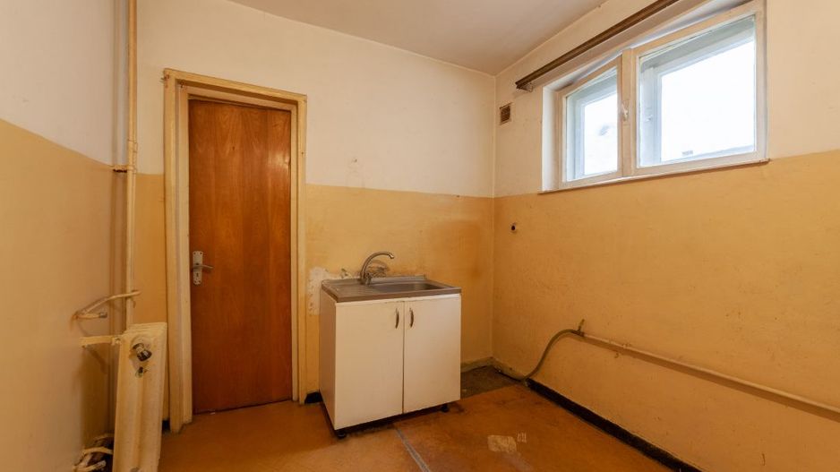 Apartament 3 camere, etaj 3/4, Razboieni - Poză 8