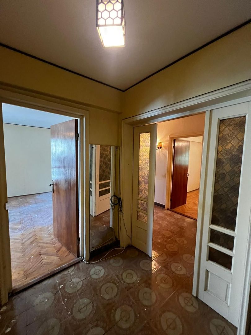 Tomis II | 3 camere decomandate | Garaj propriu | Boxă - Poză 9