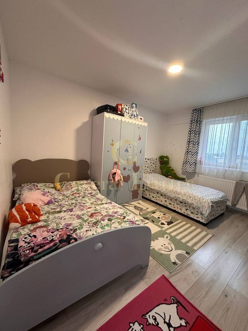 Apartament spre vinzare, 3 camere, modern, complet utilat, mobilat! - Poză 9