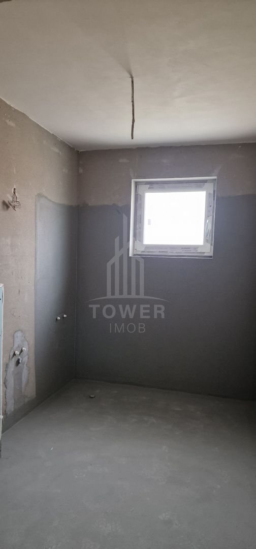 Casa tip quadruplex 5 camere ,la cheie - Poză 7