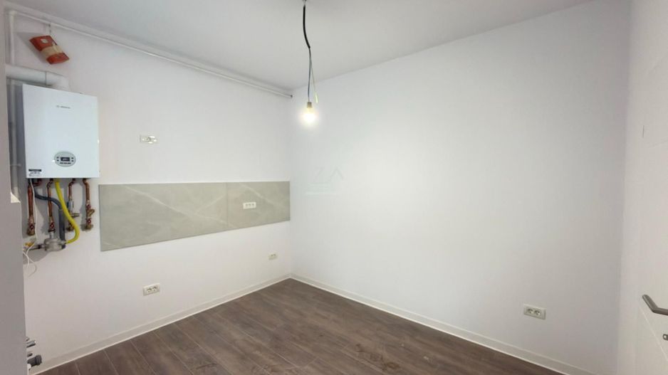Bloc finalizat. Decomandat. 2 balcoane. Spatiu pod. - Poză 6