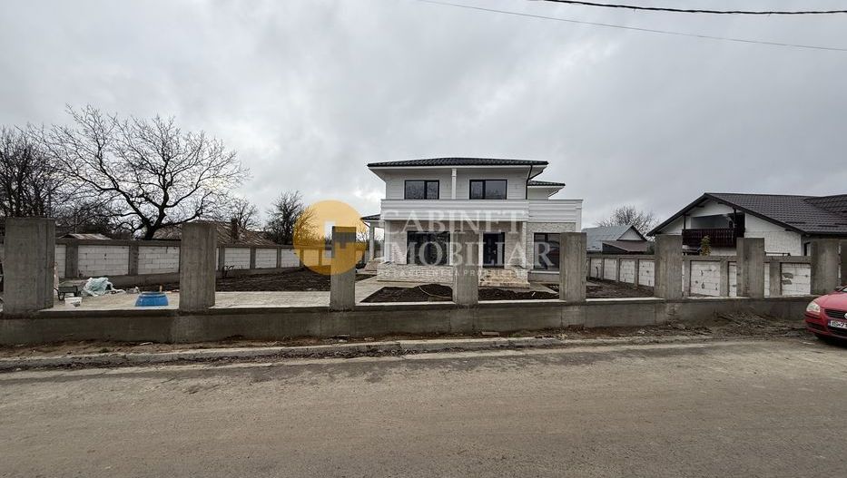 Casa PREMIUM - 5 camere - 3 bai - 750mp teren - La asfalt - Poză 1