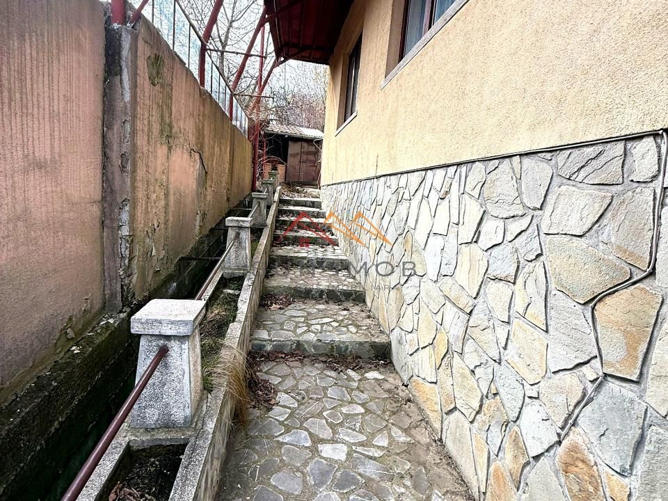 Vila 7 camere, an 1984, garaj, terasa, teren 604 m2, Poiana Campina,PH - Poză 18