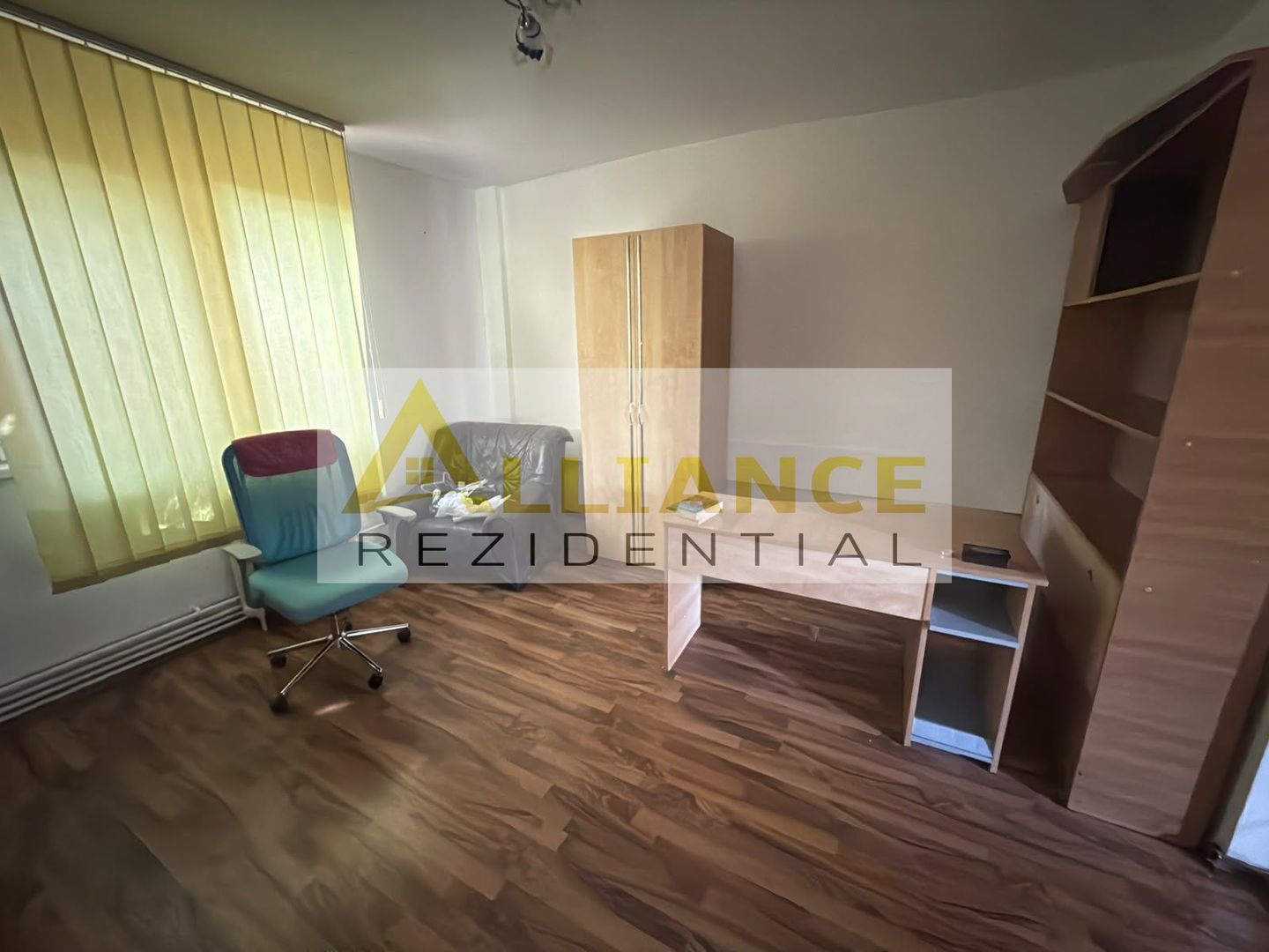 CASA INDIVIDUALA | 14 CAMERE | 640 MP UTILI | TEREN 1.550 MP | CATELU - Poză 10