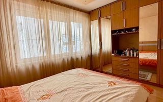 VANZARE APARTAMENT 2 CAMERE 45MP CALEA VICTORIEI ATENEU ULTRACENTRAL - Poză 2