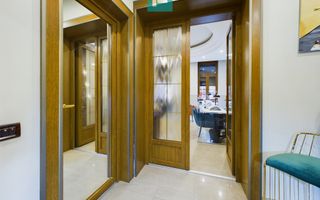 Post manichiură în salon Ultracentral - Poză 8