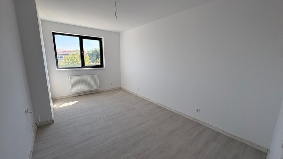 AP. 3 CAMERE- HILS SPLAI, PARCARE, BUCATARIE INCHISA, COMIS 0% - Poză 5