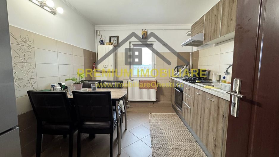 Apartament 3 Camere - Zona de jos - Poză 4