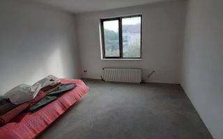 Constructie D+P+E+Pod mansardabil, zona Bd.Mihai Eminescu , 270000 euro neg - Poză 4