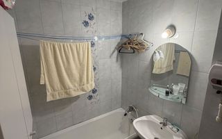 Vanzare Garsonieră renovată, 31 mp, 75 m metrou Favorit, balcon, AC - Poză 7