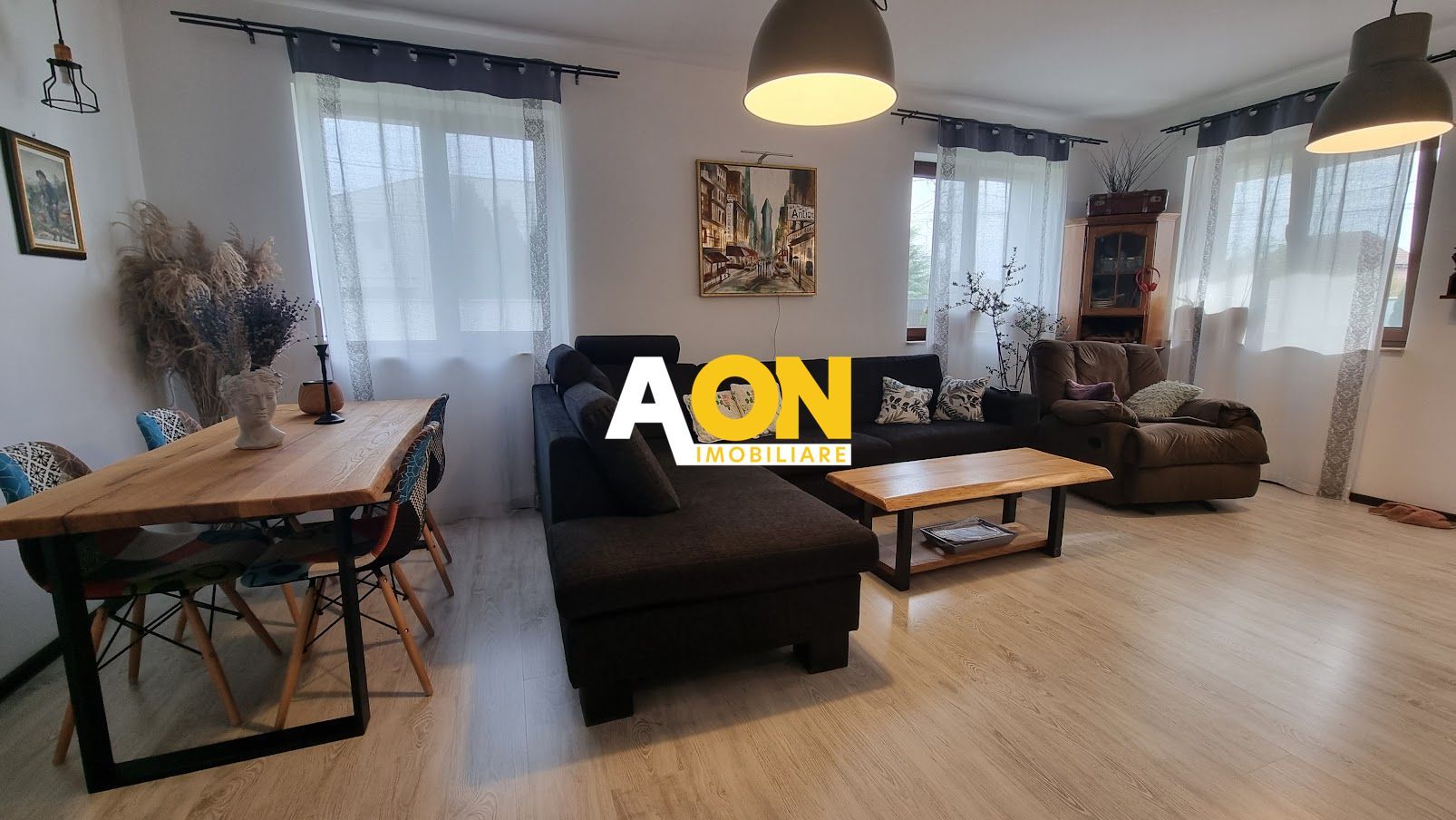 Casa 5 Camere, Zona Cetate, Ultrafinisata - Poză 2