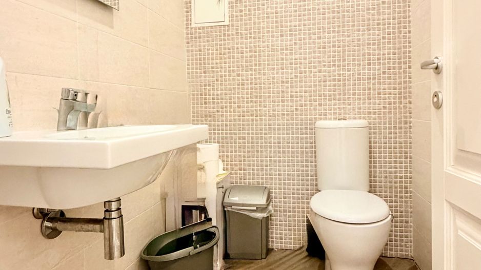 Spațiu Birou - Imobil istoric complet renovat - Poză 19