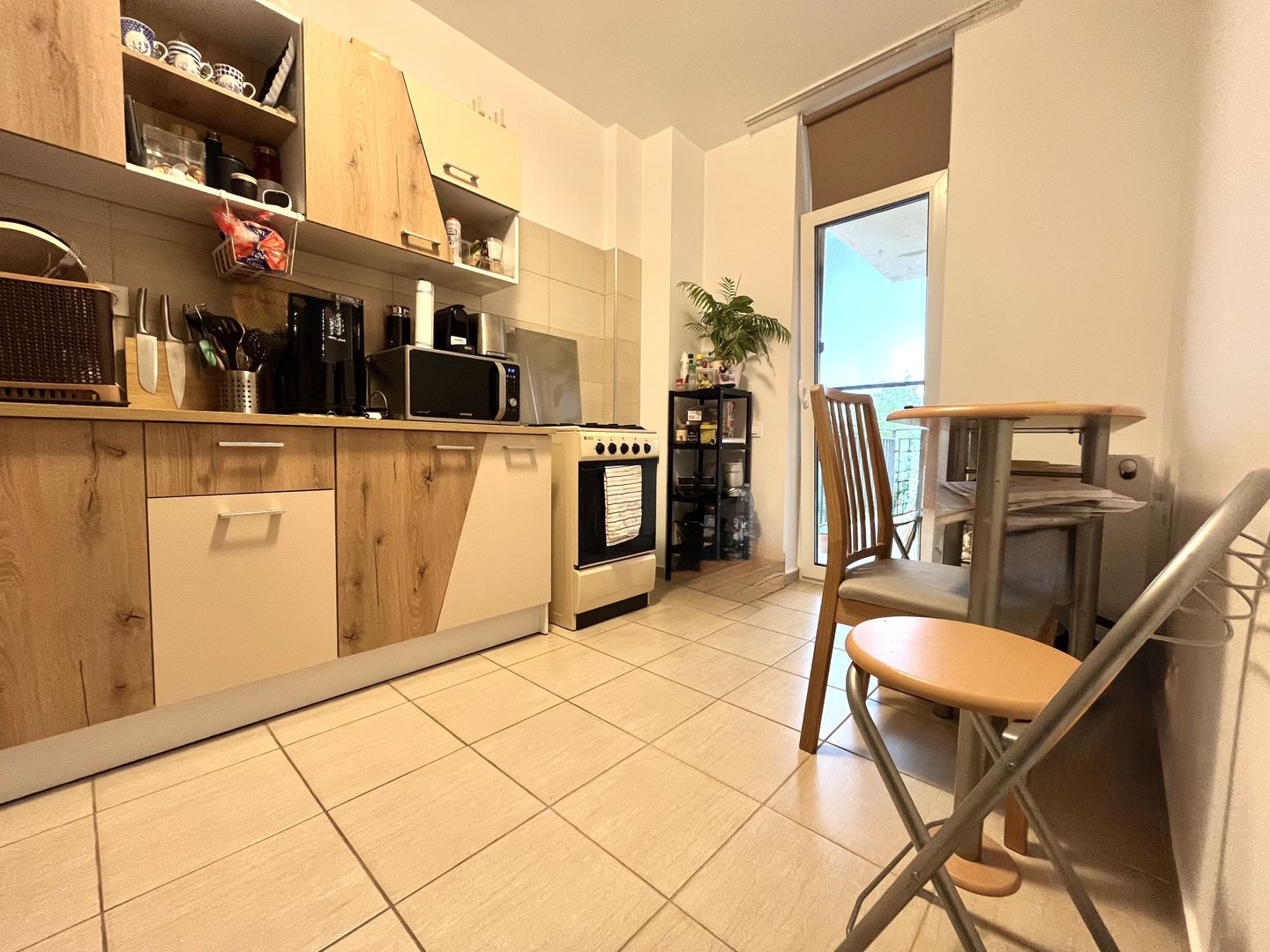 Apartament 3 camere, primitor si spatios, Zona Central - City of Mara - Poză 8