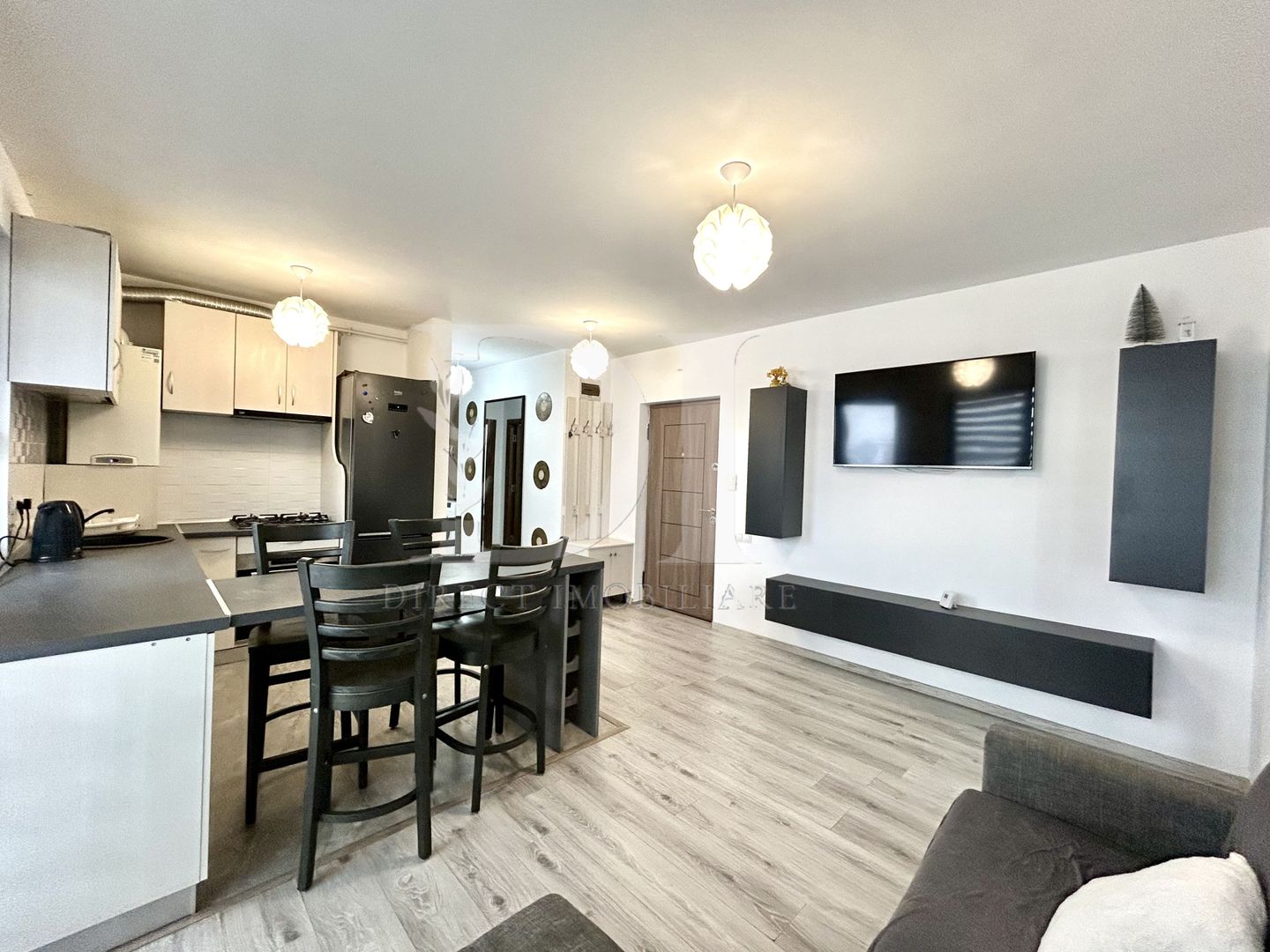 Apartament 3 camere de inchiriat/ Zona Parcul Poligonului / Floresti - Poză 2