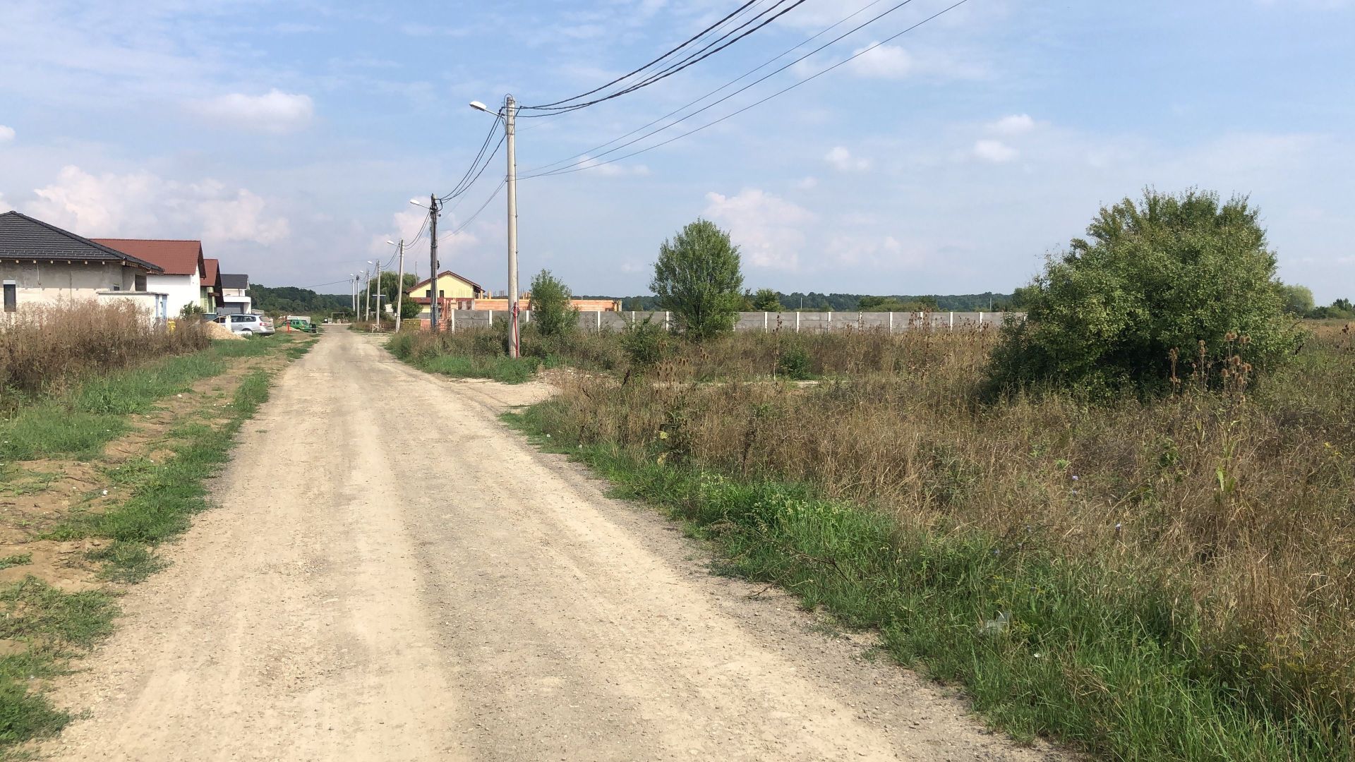 Teren pentru servicii- Mosnita Veche-1200 mp - Poză 2