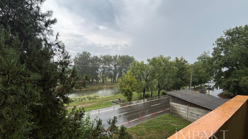 Apartament cu 3 camere de vanzare -Micro 2– - Poză 6