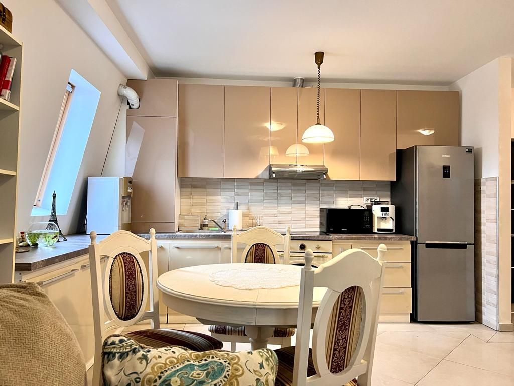 APARTAMENT tip penthouse  ZONA Torontalului - Poză 4