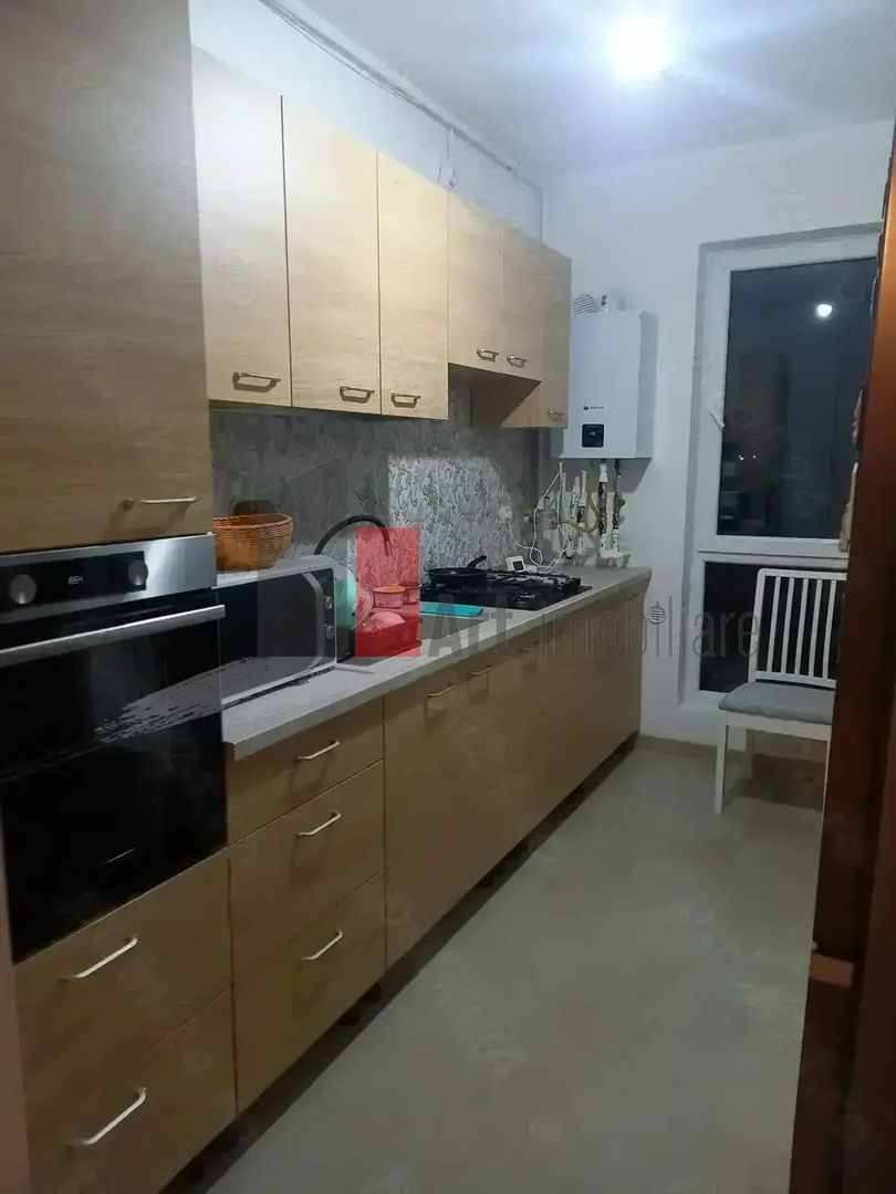 Vânzare apartament 3 camere decomandat cu centrală Str.Turnu Măgurele - Hornbach - Poză 4