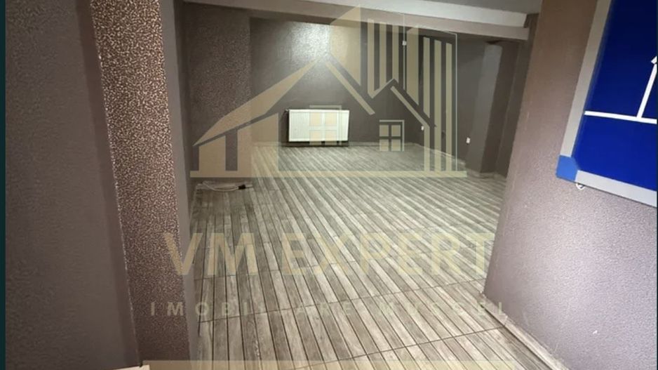 SPATIU COMERCIAL DE INCHIRIAT 80 MP CAMPULUNG - Poză 3