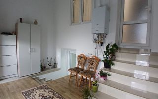 🏡 Casă Individuală în Zonă Centrală | Curte Proprie - Poză 8