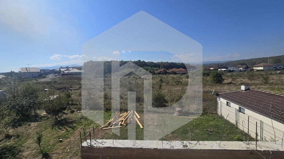 Casa singur in curte 160mpu 500 teren Selimbar - Poză 3