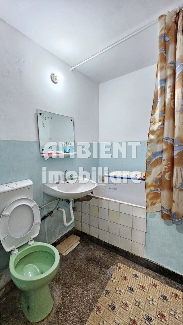 Apartament cu 2 camere, etaj 3, zona DONICI; - Poză 5