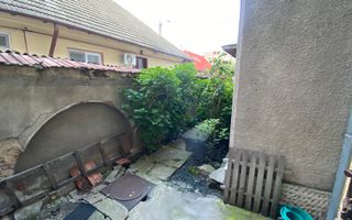 Parter de vila cu mică curte, Piața Alba Iulia - Poză 11