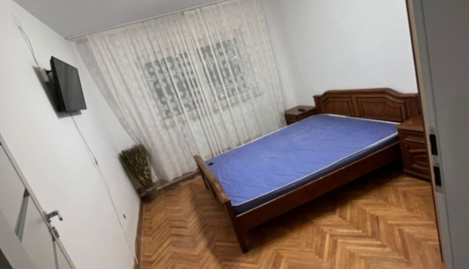 Apartament 2 camere de inchiriat, zona Cetate - Poză 4