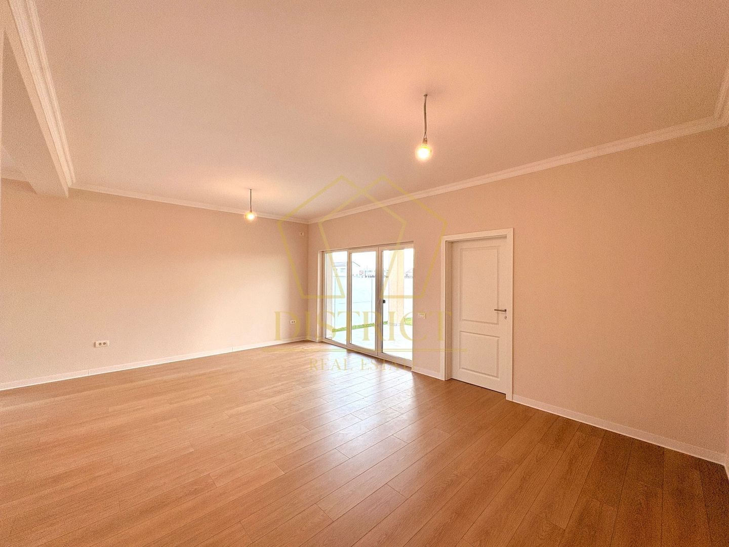 Duplex superb cu 5 camere si 2 bai | Mosnita Noua | Pizzeria La Paul - Poză 5