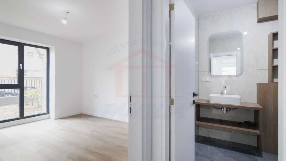 Inchiriere spatiu comercial cu terasa Melchisedec Residence - Poză 2