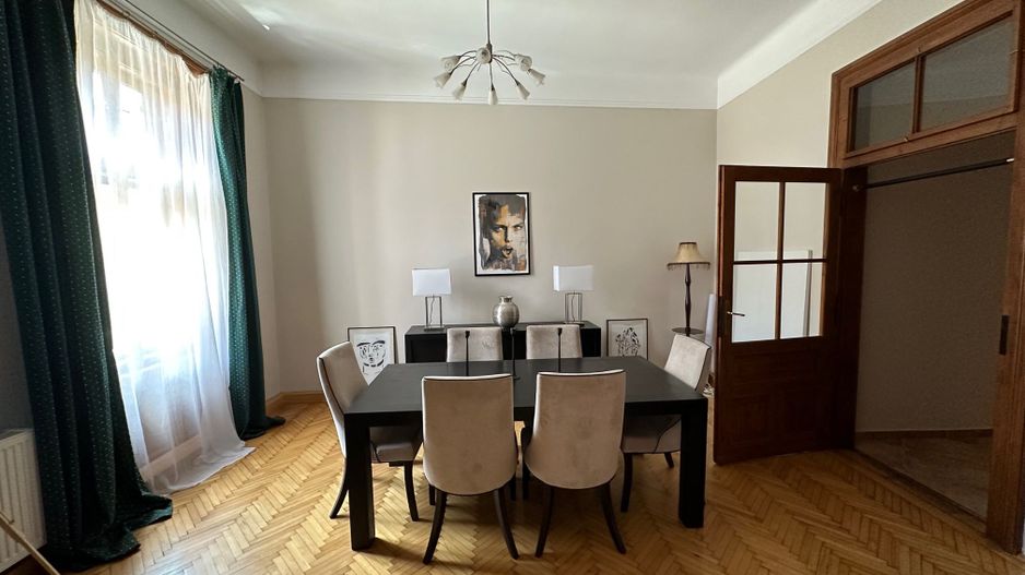 Apartament deosebit  zona Central - Poză 15