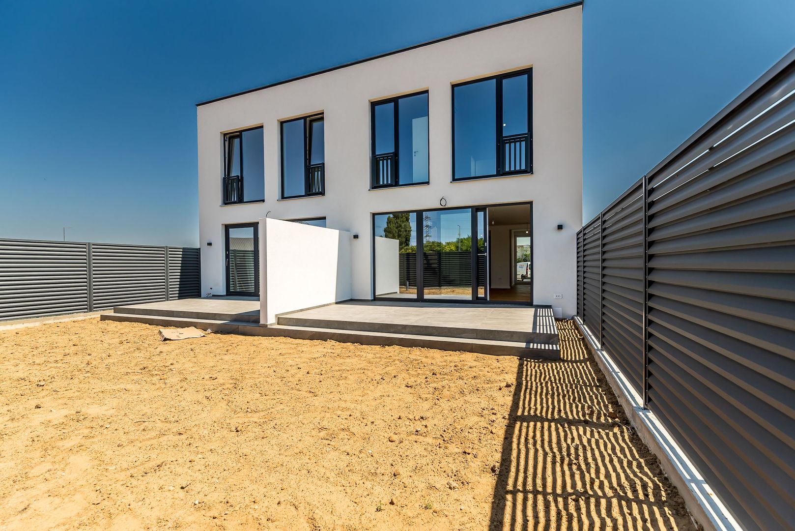 Casa NOUA tip duplex - Complex AFI ARAD - COMISION 0 - Poză 2