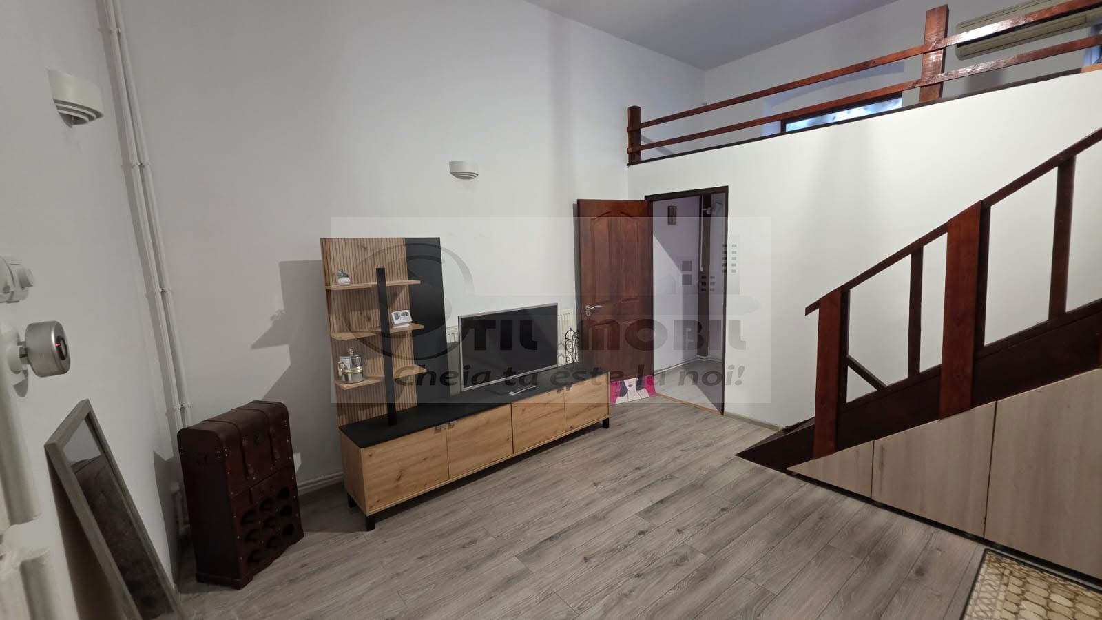 Casa cu 2 camere si living - zona Centrala, Piata Independentei - 700€ - Poză 7