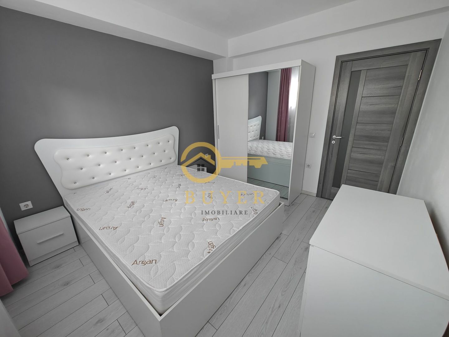 Apartament cu 3 camere Kogalniceanu - Poză 5