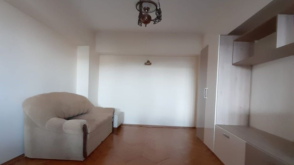 Apartament cu o camera, de vanzare, situat in zona Dacia, Oradea. - Poză 9