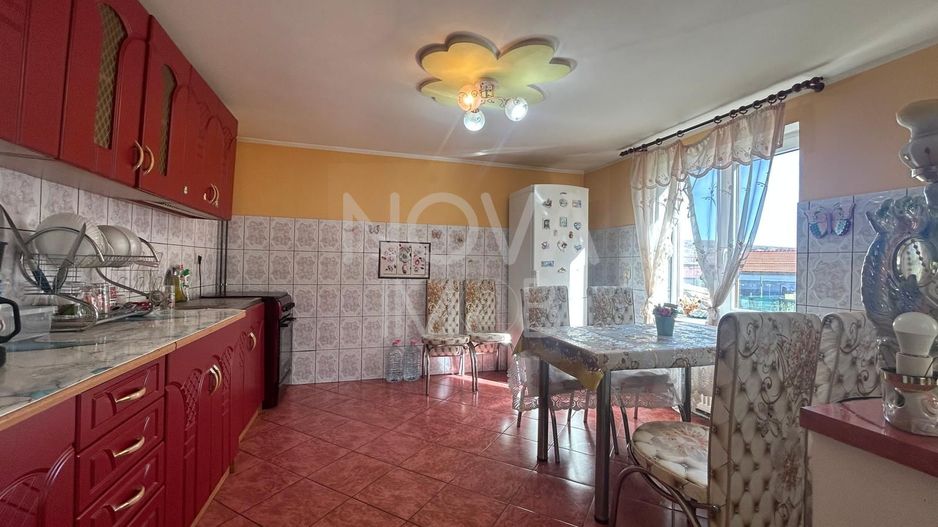 Casa individuala 5 camere, teren 845 mp - Daia - Poză 4
