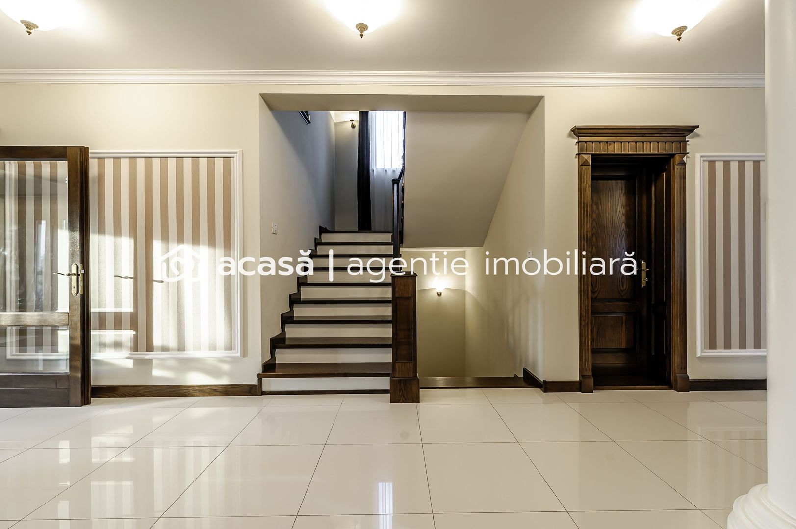 PRET NOU!!!   Vilă de Lux în Grădiște - Poză 5