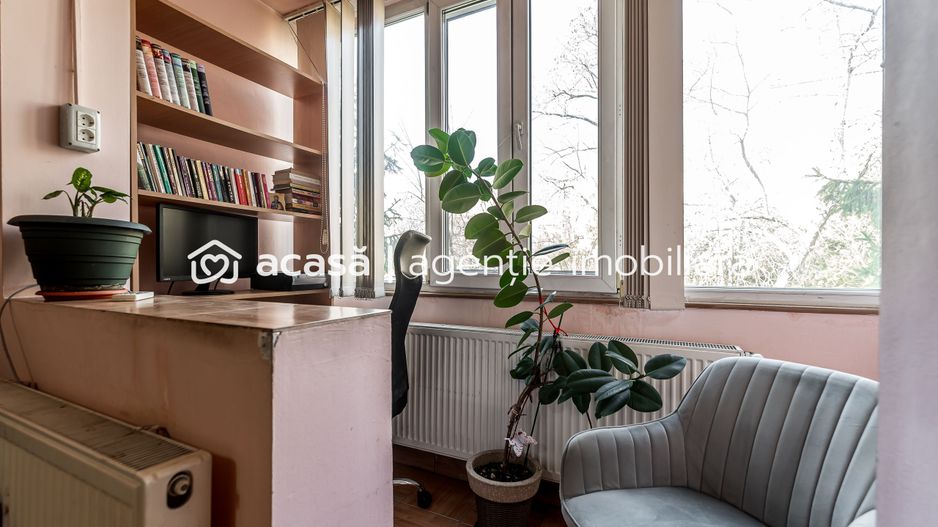 Apartament 2 camere,  Etaj 1 - Zona Aurel Vlaicu - Poză 1