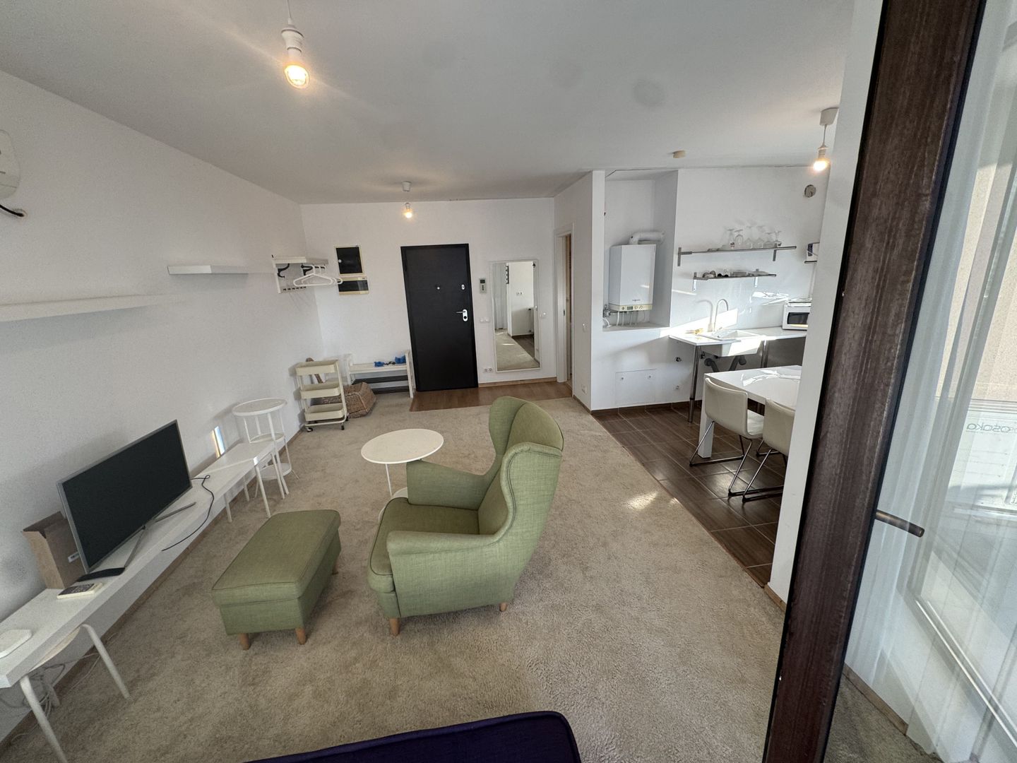 Apartament 2 camere de inchiriat Aviatiei Ciry Point - Poză 3