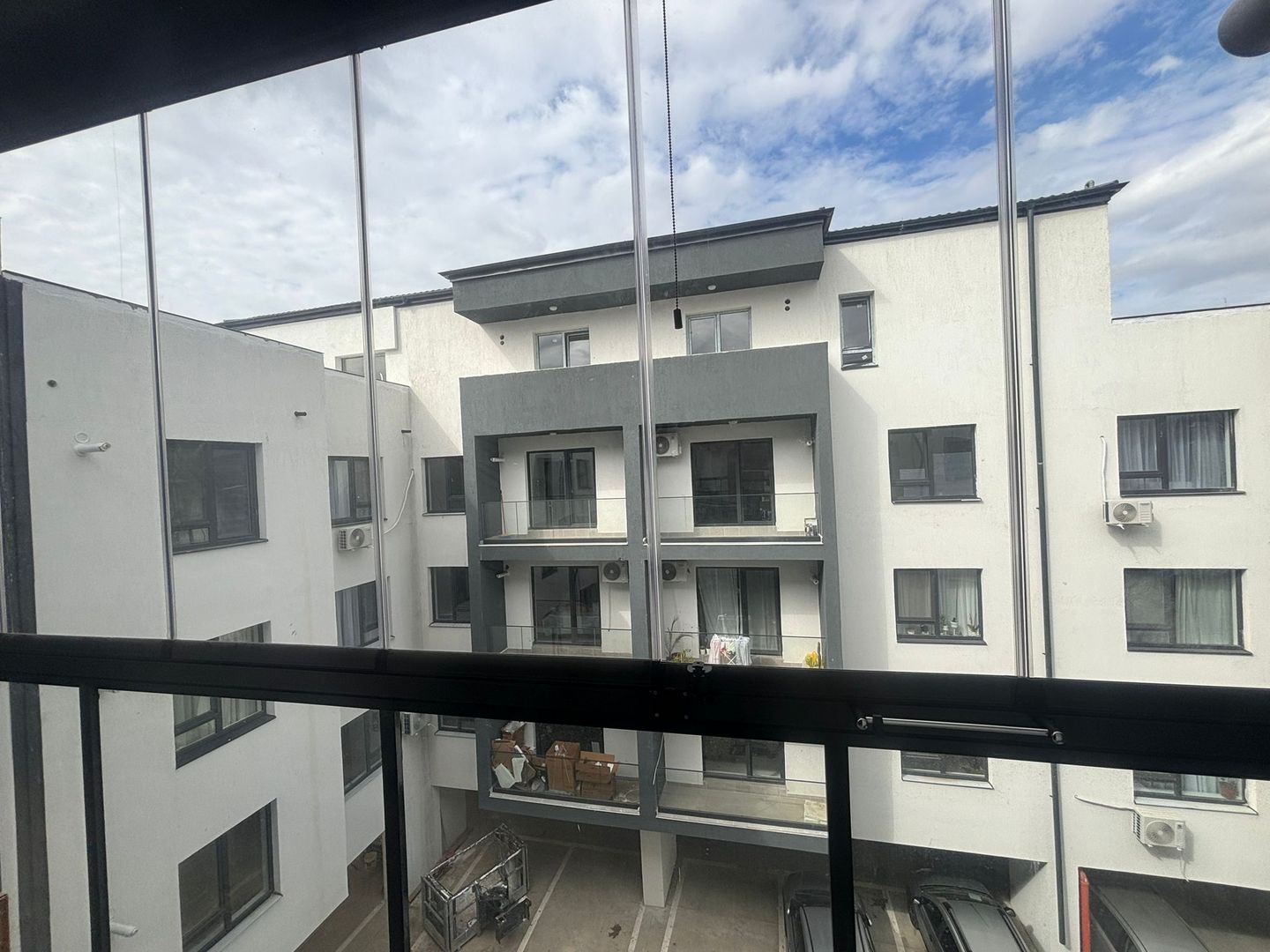 Apartament 2cam - bloc nou centrala termica, metrou 5 min, loc de parcare inclus - Poză 10